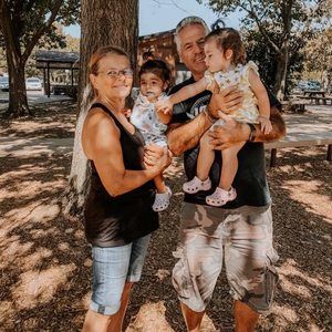 Meet your Posher, Thom